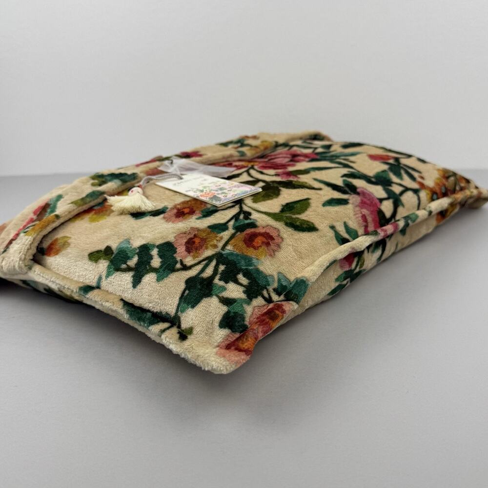 Johnny Was Travel Blanket MIRAZE Floral Rose Pink Boho Polyester 68x53 New - Picture 7 of 10